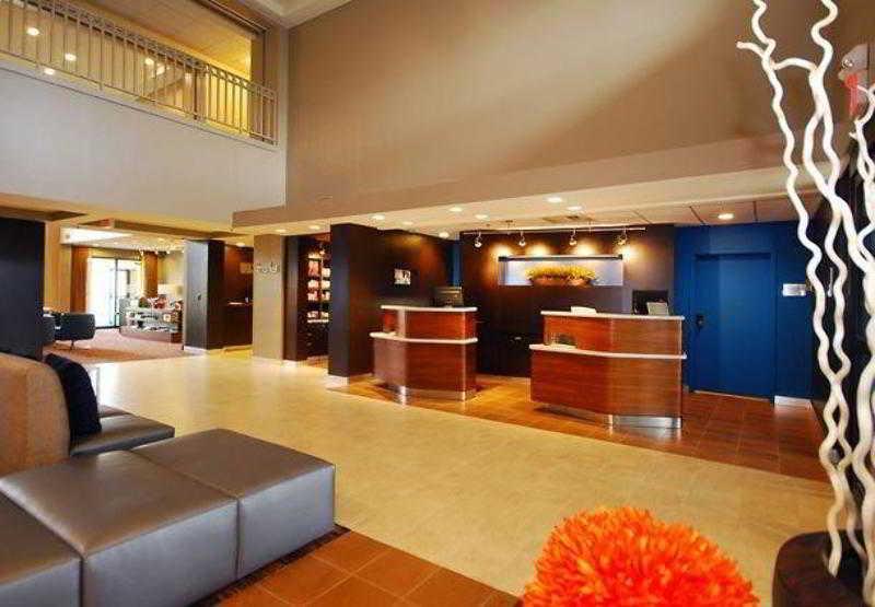 Courtyard Boston Raynham Hotell Eksteriør bilde