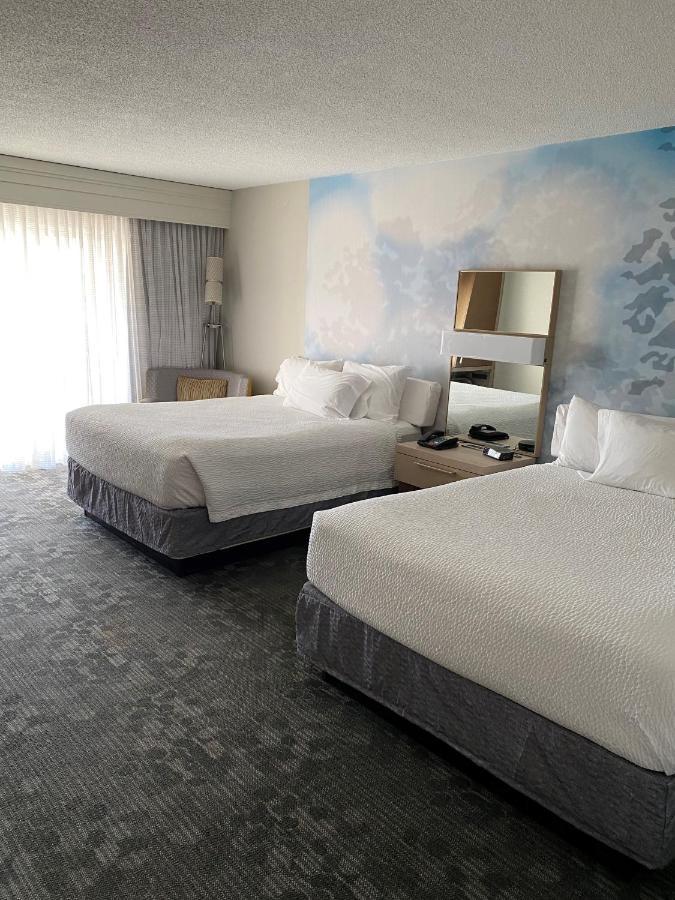 Courtyard Boston Raynham Hotell Eksteriør bilde