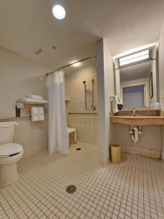Courtyard Boston Raynham Hotell Eksteriør bilde